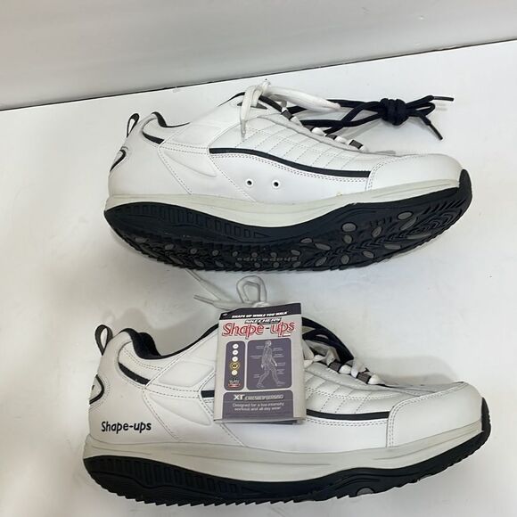 NEW WITH TAGS SKECHER SHAPE UPS IN WHITE LEATHER - Picture 5 of 11